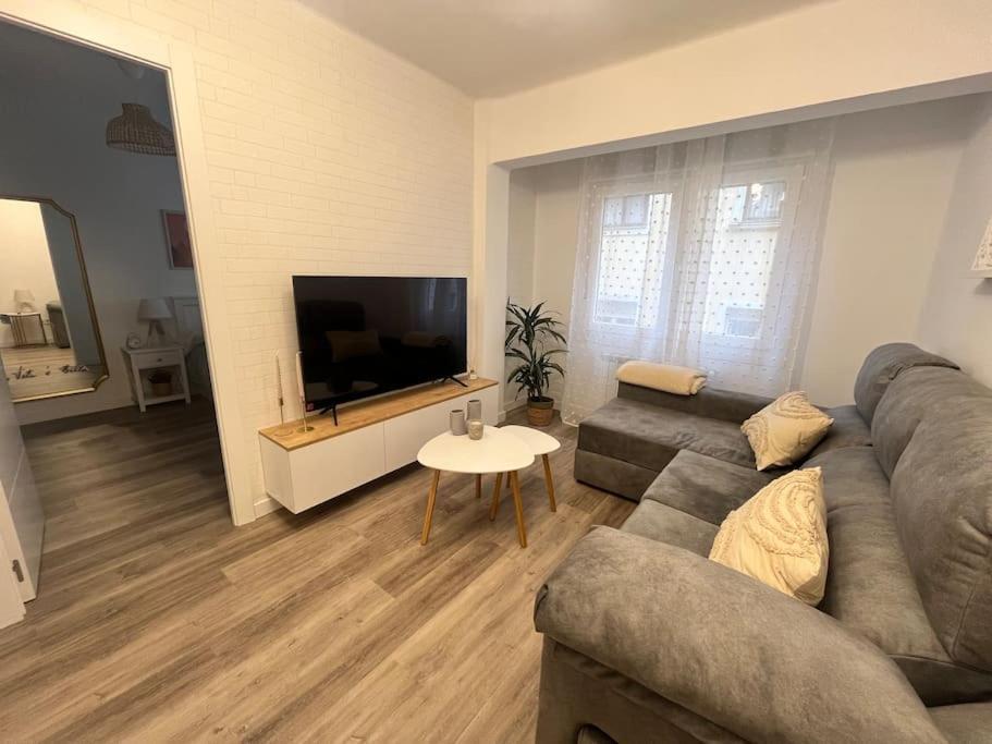 Piso Recien Reformado En El Centro De Santander, Zona Estaciones Apartment Екстериор снимка
