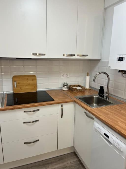 Piso Recien Reformado En El Centro De Santander, Zona Estaciones Apartment Екстериор снимка
