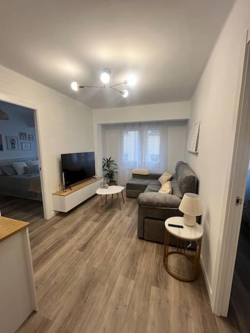Piso Recien Reformado En El Centro De Santander, Zona Estaciones Apartment Екстериор снимка