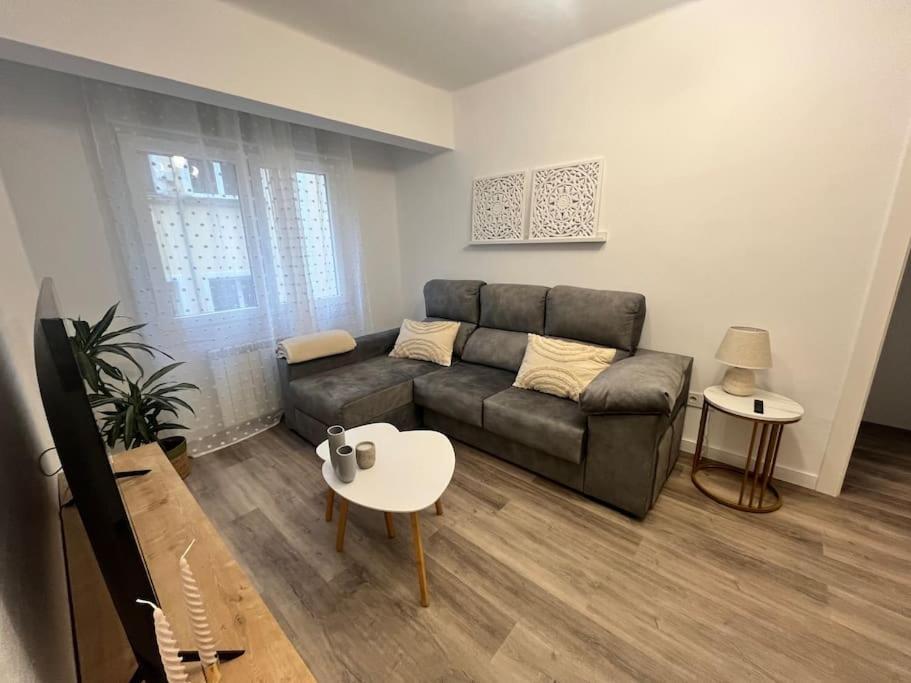 Piso Recien Reformado En El Centro De Santander, Zona Estaciones Apartment Екстериор снимка